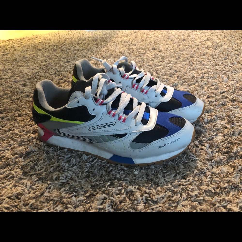 Reebok Sneakers